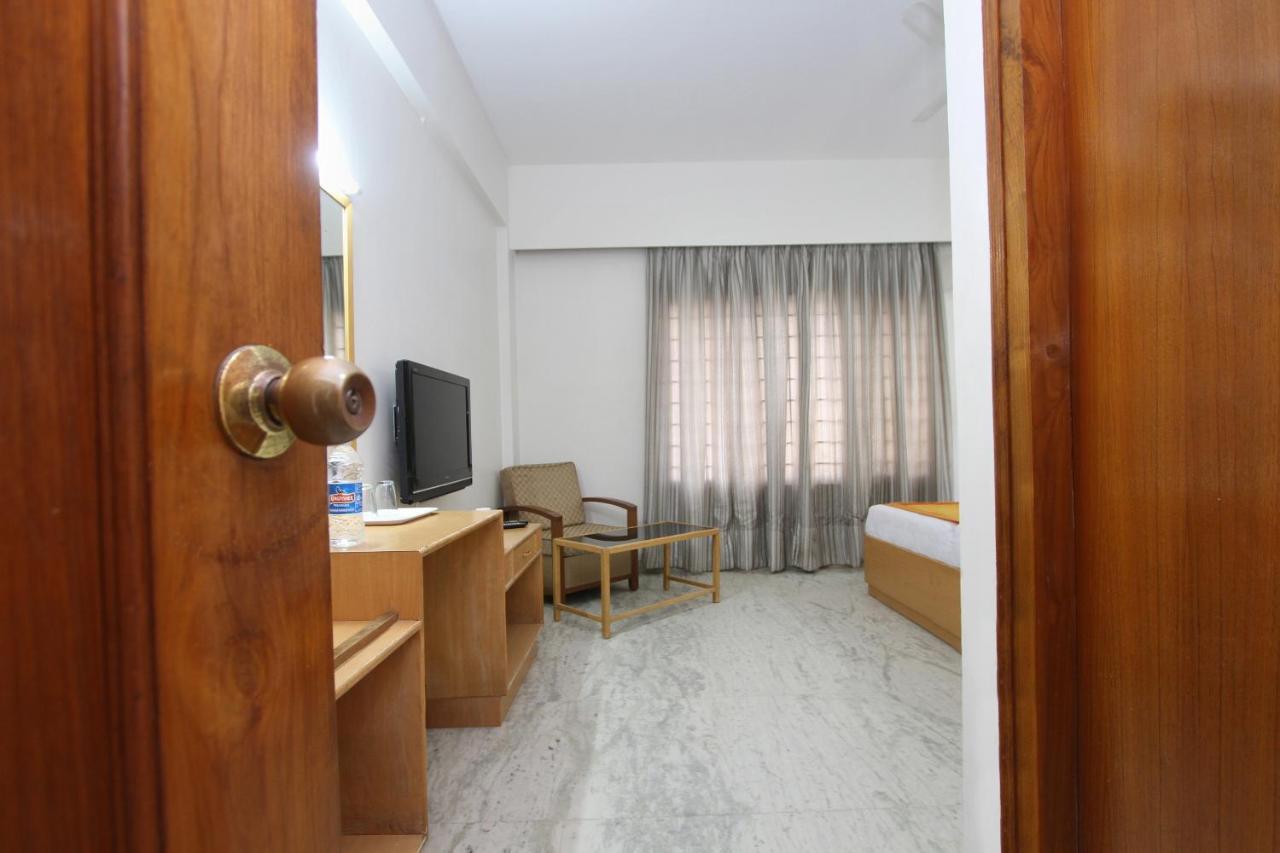 Oyo 5345 Hotel Sai Rennaissance Bangalore Luaran gambar